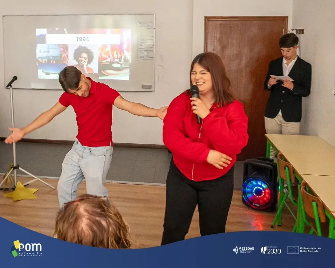 Galeria: Alunos/as de Cabeleireiro/a prestam homenagem ao Festival da Canção — imagem 6