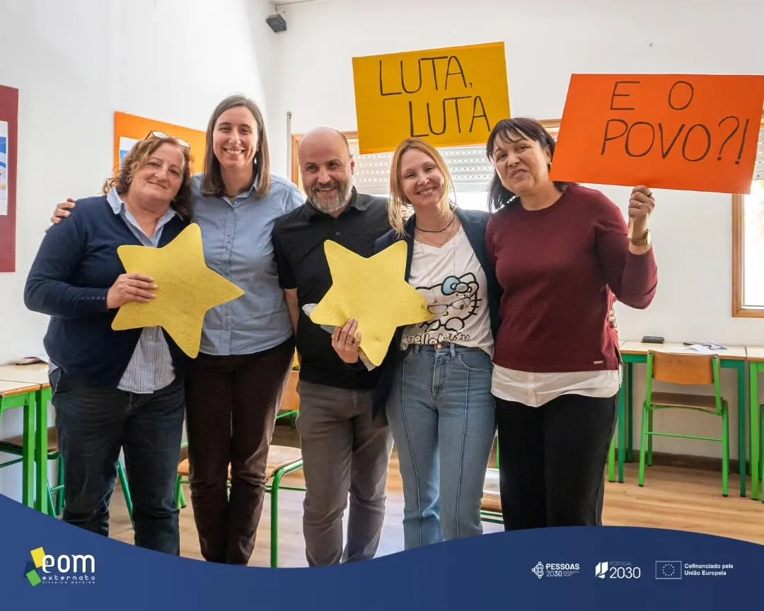 Galeria: Alunos/as de Cabeleireiro/a prestam homenagem ao Festival da Canção — imagem 14