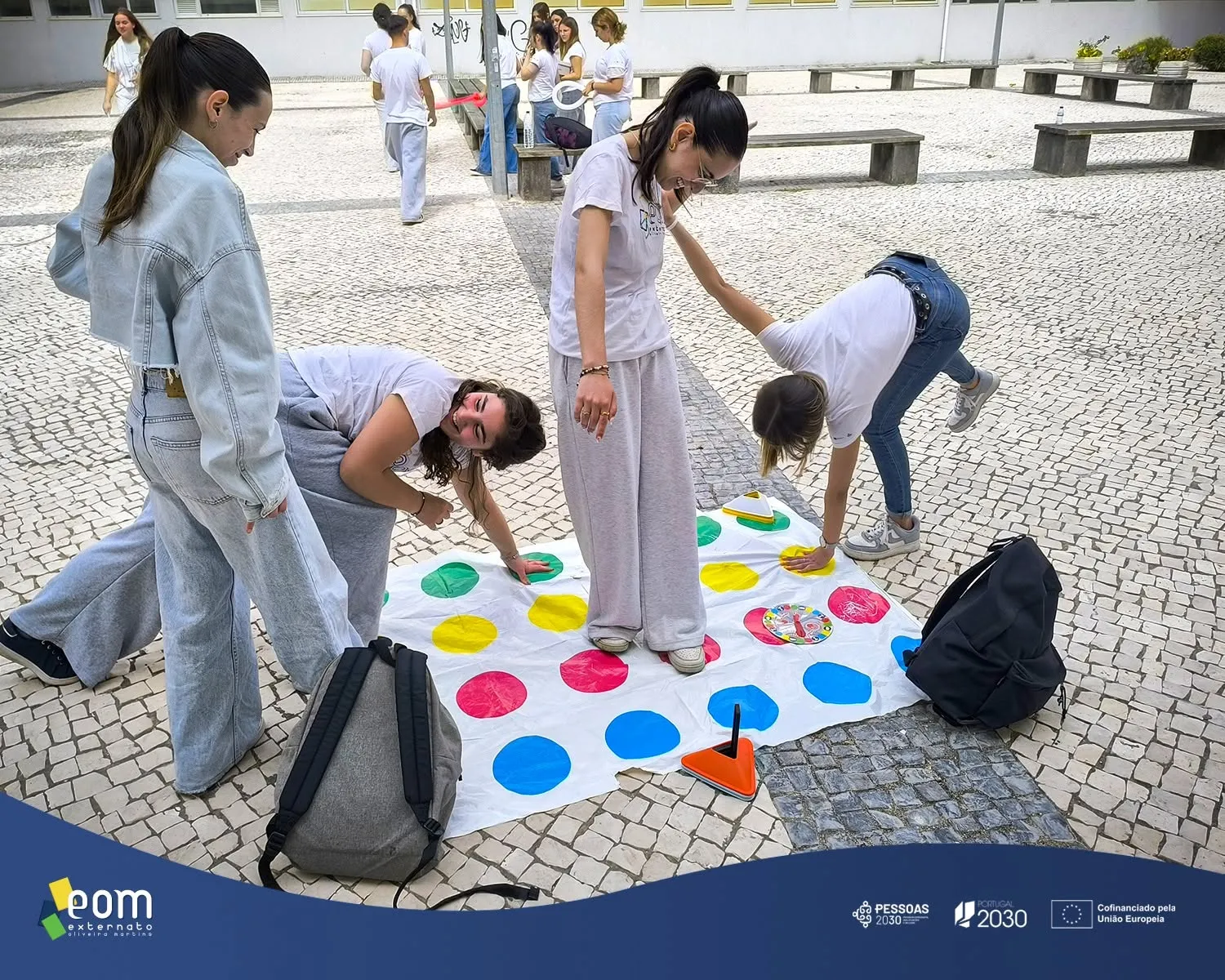 Galeria: Dia Internacional do Brincar celebrado no EOM com gincana — imagem 4